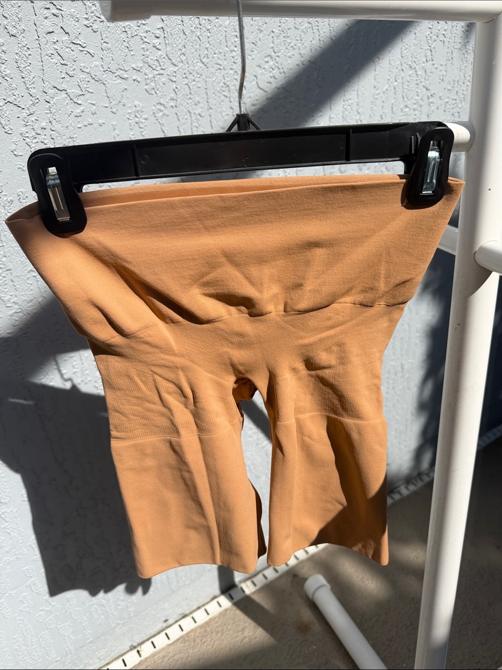 Skims Seamless sculpt butt lifting short